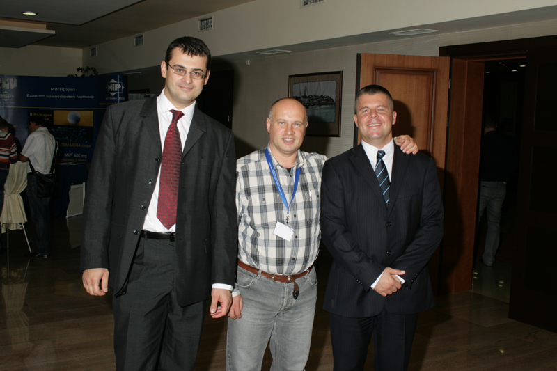 Д-р Костан, д-р Лозанов и д-р Ралев